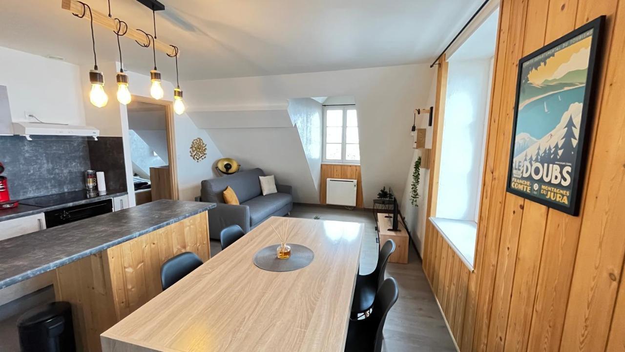 Le Coeur De Pontarlier Apartment Exterior photo